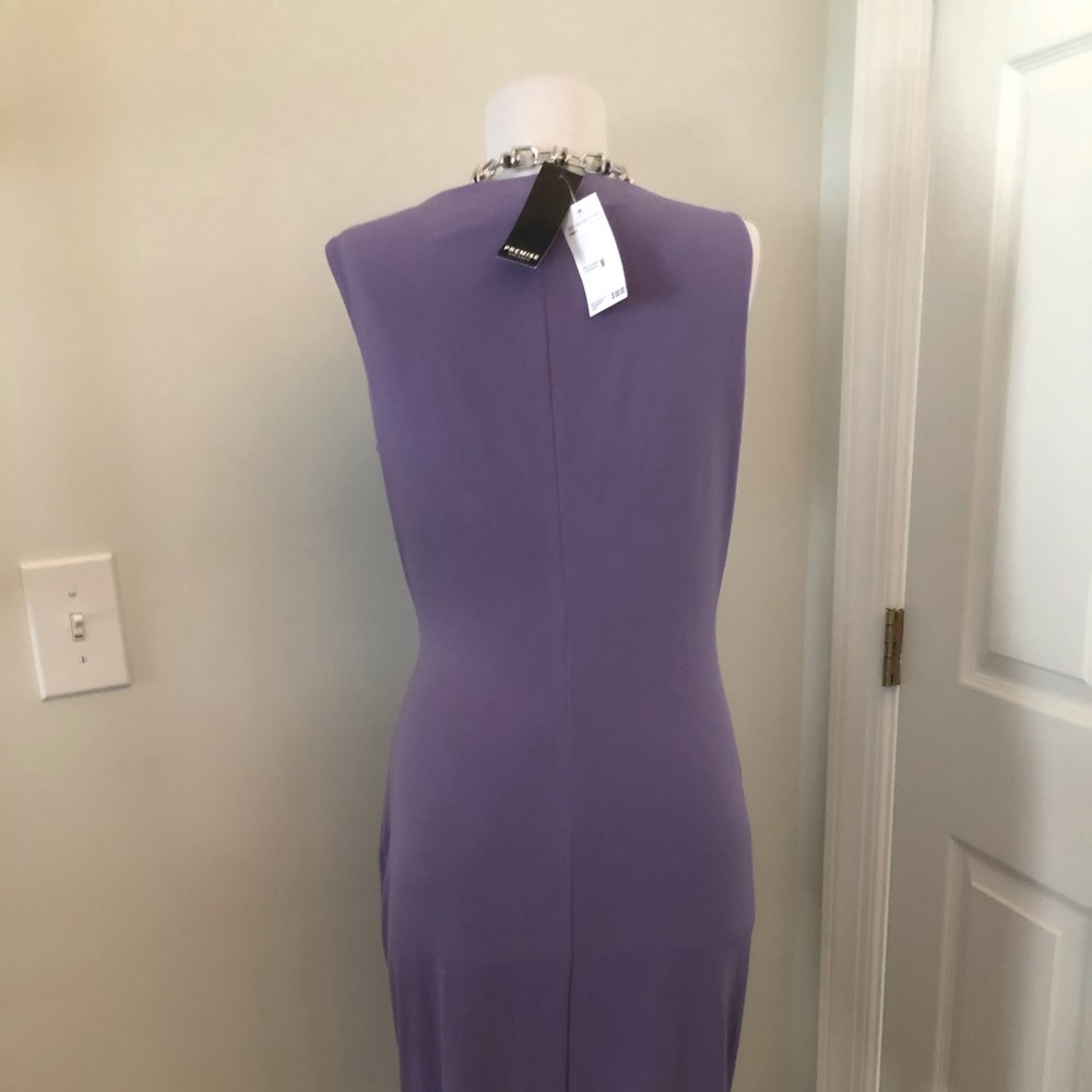Dress - Picture 3 of 4